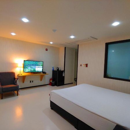 Hotel Rhangju Seogwipo Esterno foto