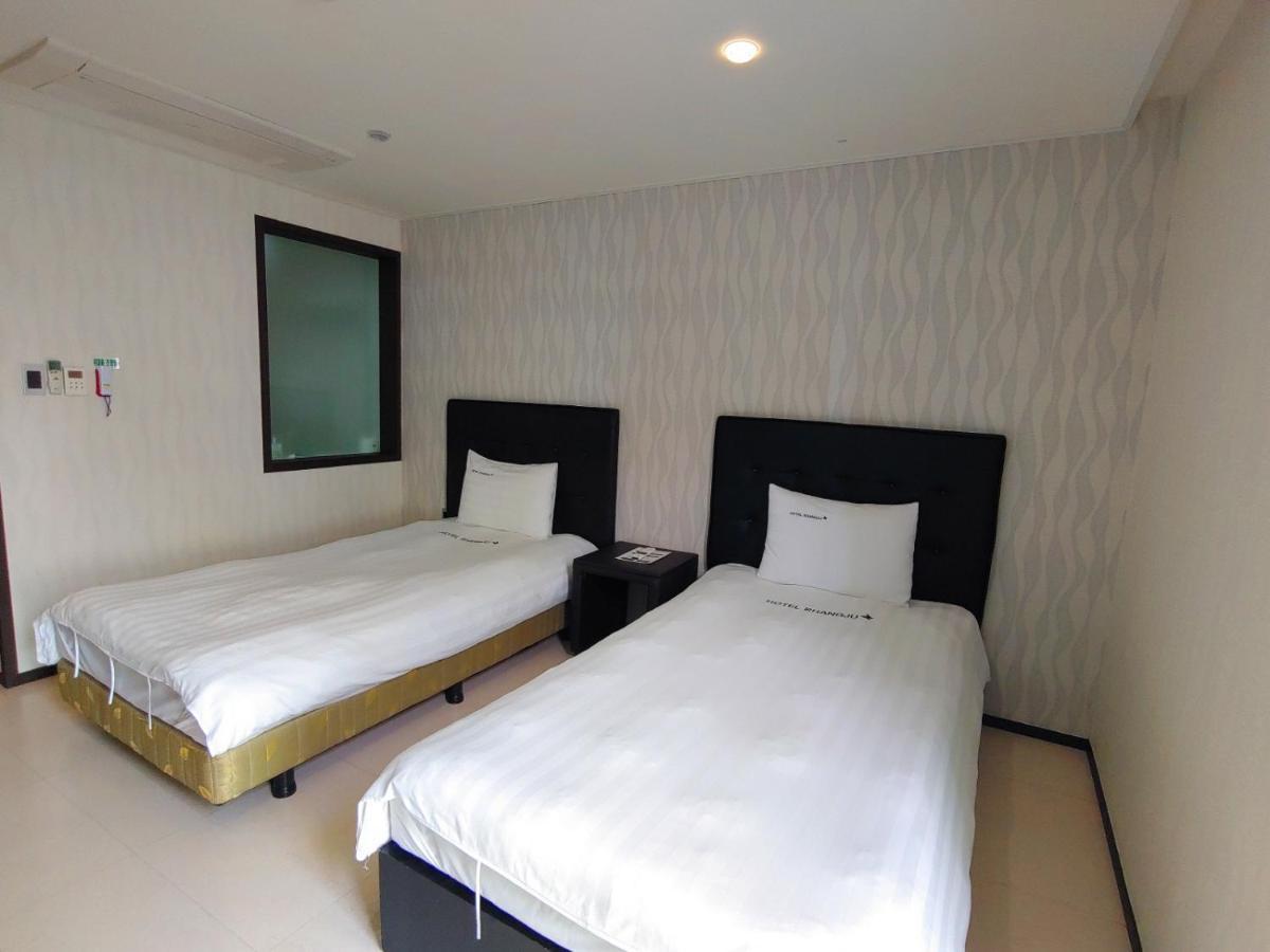 Hotel Rhangju Seogwipo Esterno foto