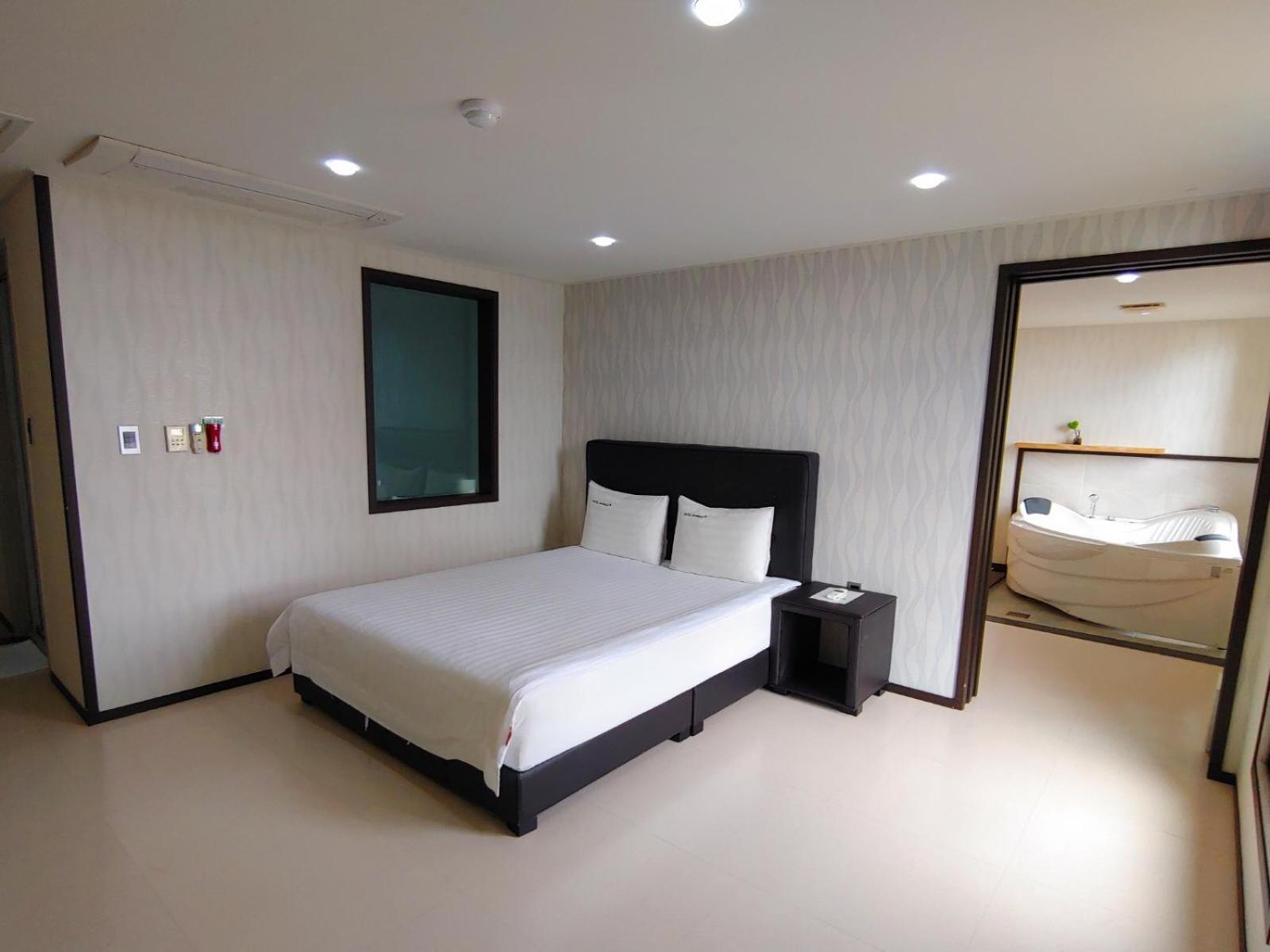 Hotel Rhangju Seogwipo Esterno foto