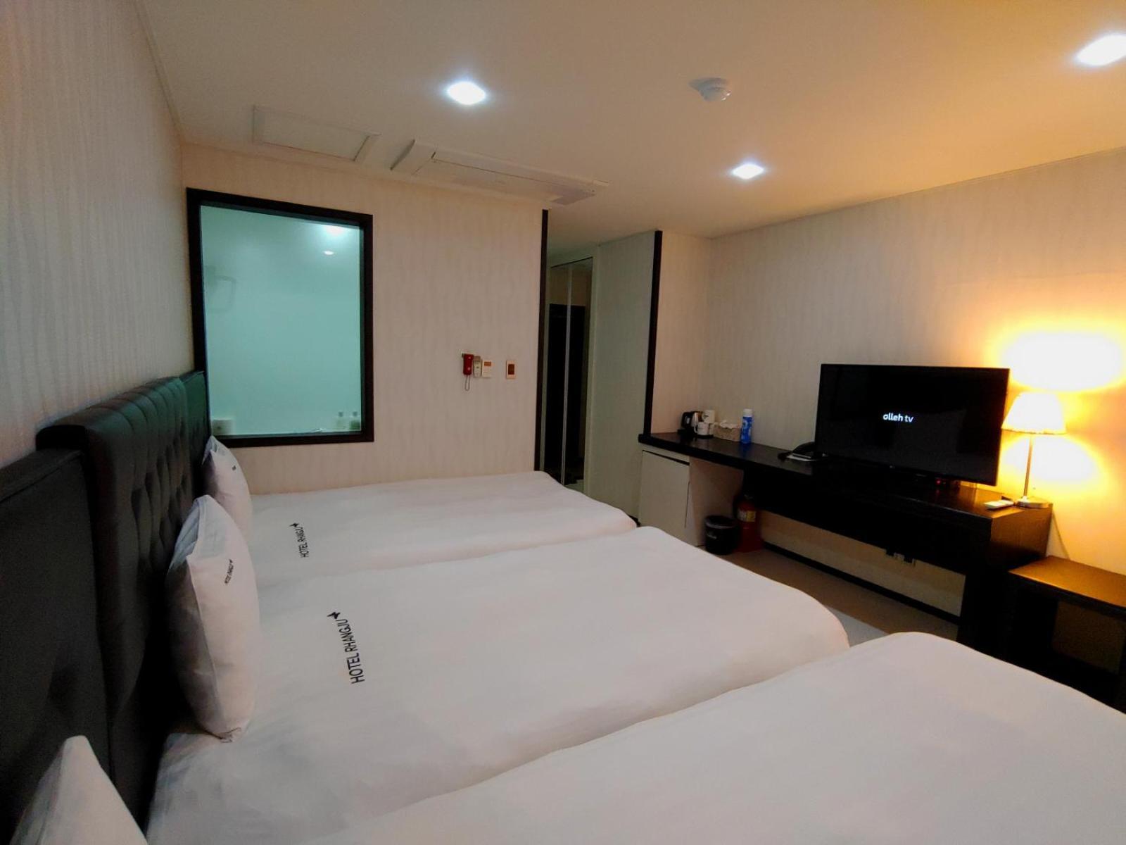 Hotel Rhangju Seogwipo Esterno foto