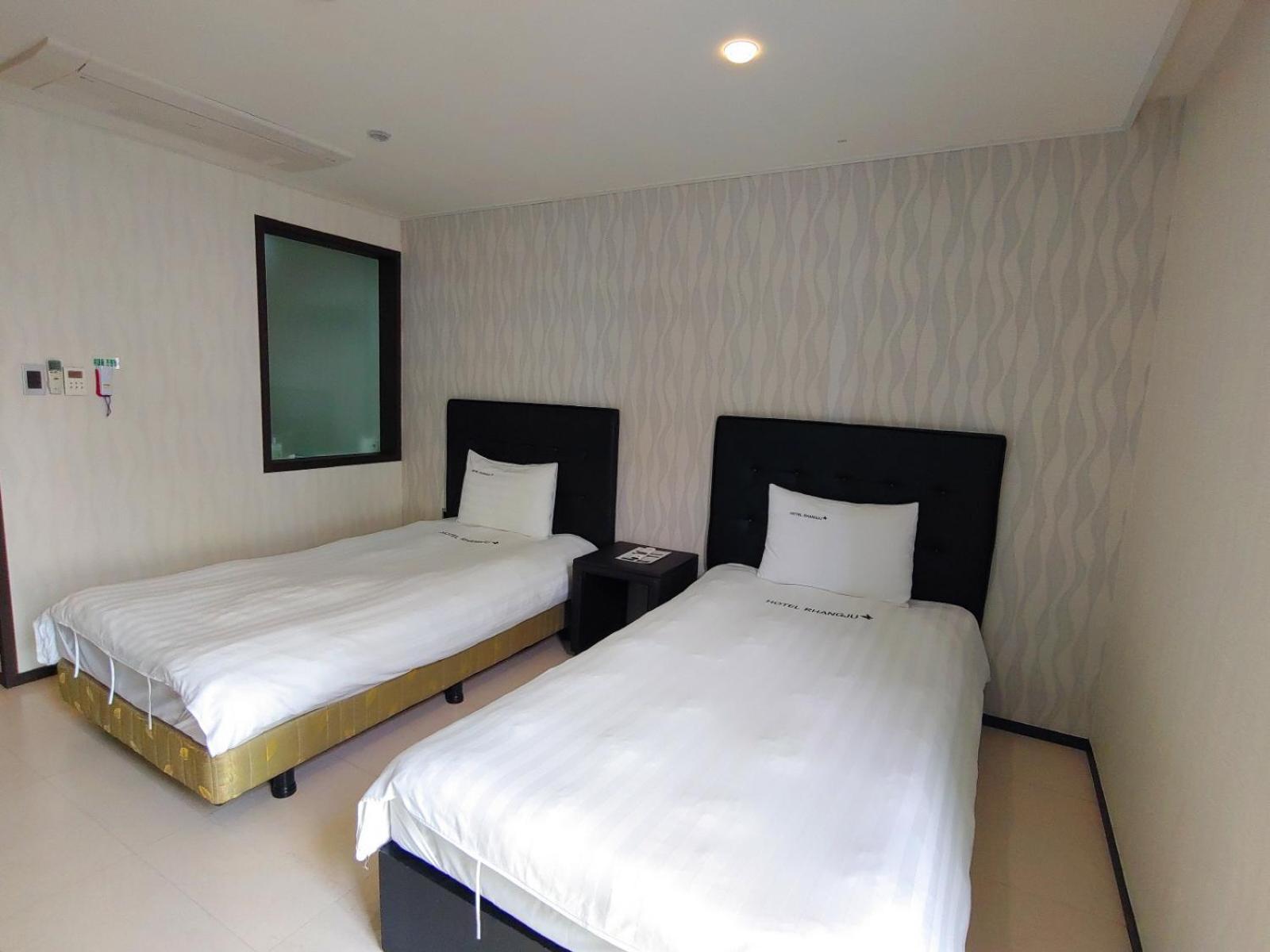 Hotel Rhangju Seogwipo Esterno foto